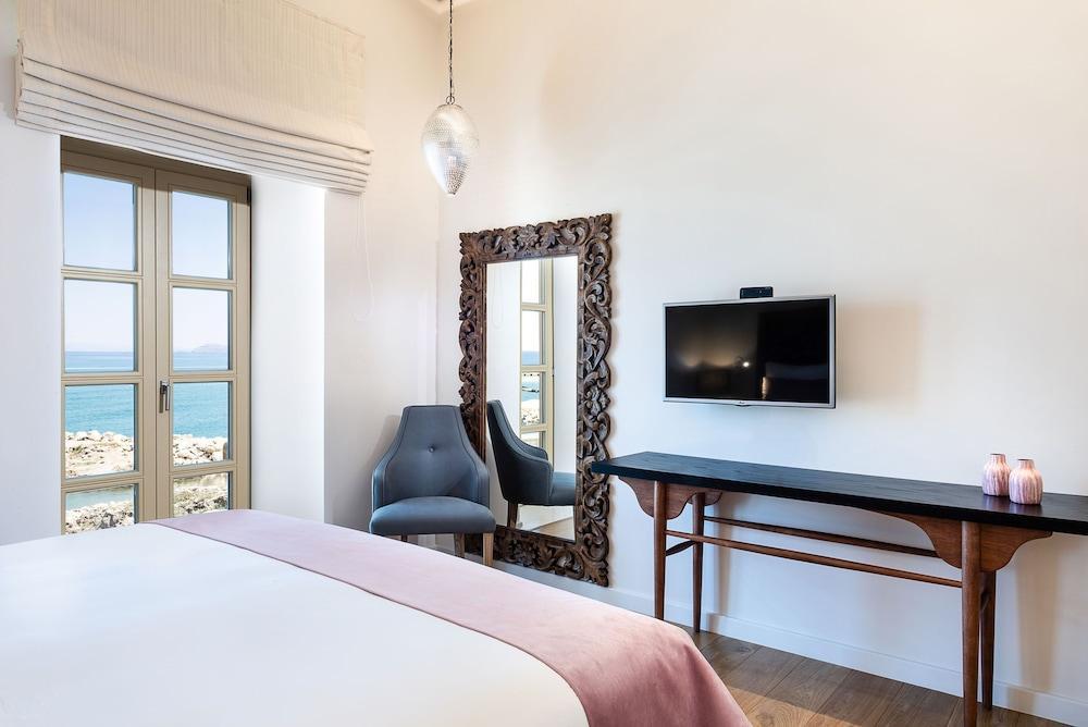 Avra Apartments Kolymbari Harbour Eksteriør bilde